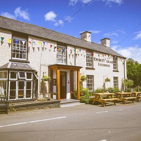 The Dudley Arms Hotel Llandrillo Exterior photo